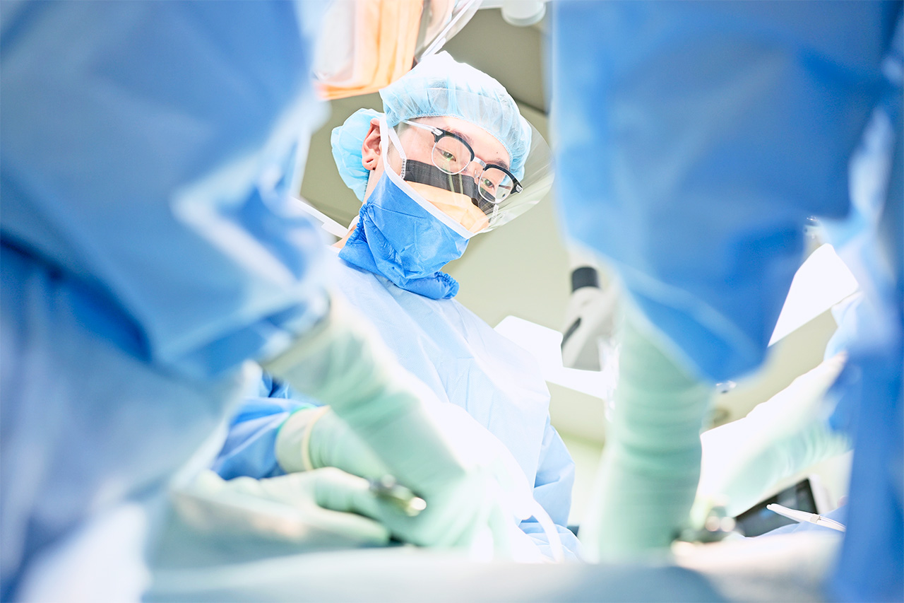 口腔内嚢胞摘出術（親知らず抜歯）